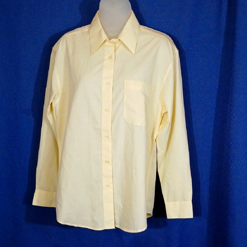 Classic Button-down Shirt Pale Yellow NWOT